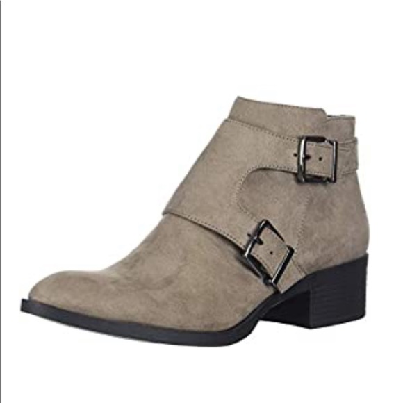 Kenneth Cole Women's Re-buckle Moto Ankle Boot